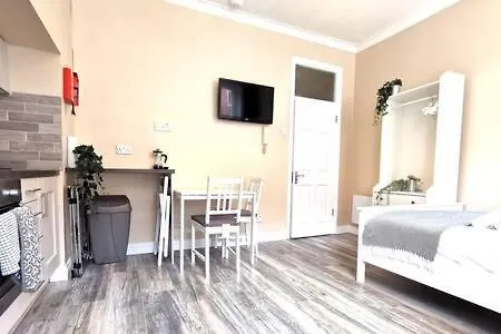 Cosy Off Oconnell Fast Wifi * 더블린