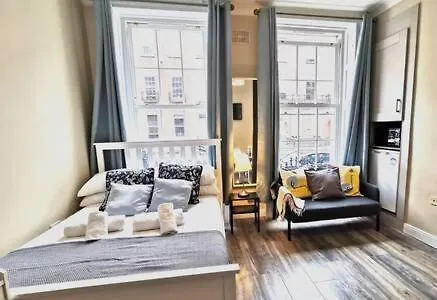 아파트 Cosy Off Oconnell Fast Wifi